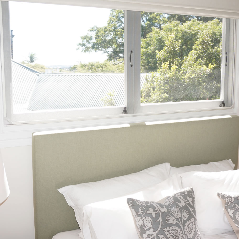 Magnetic Window Screen - Black Frame - Standard Mesh (Grey Mesh) - 500mm x 500mm | 19in x 19in, image 8